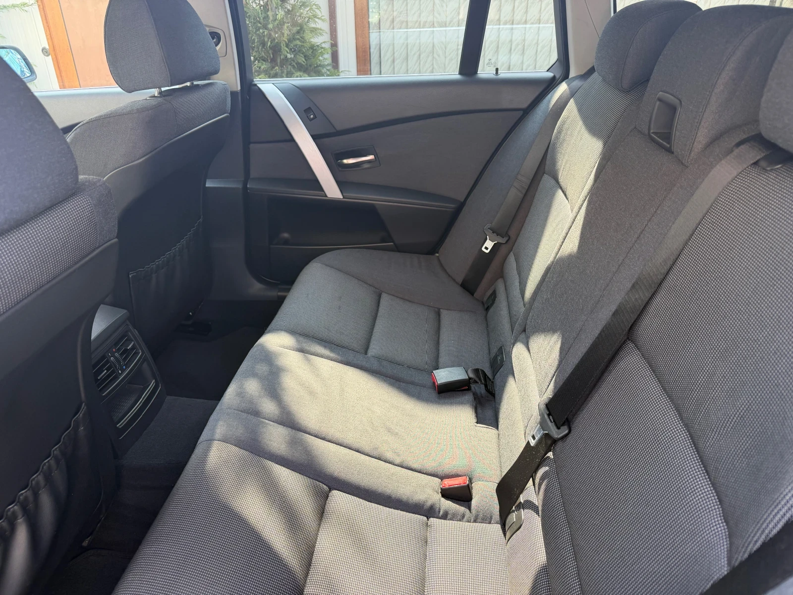 BMW 525 I трябва да се види! , снимка 10 - Автомобили и джипове - 55434243