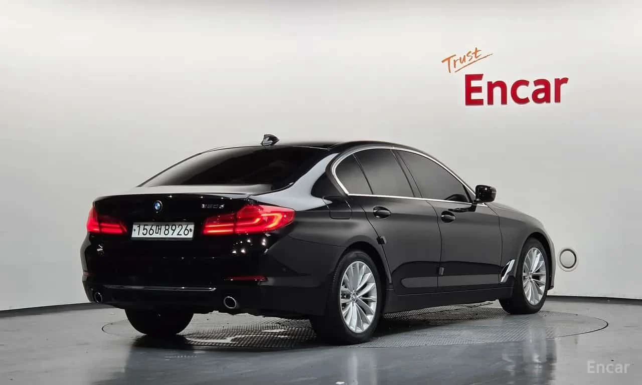 BMW 520 * 520d Luxury Plus * ЦЕНА ДО БГ, снимка 2 - Автомобили и джипове - 55627102