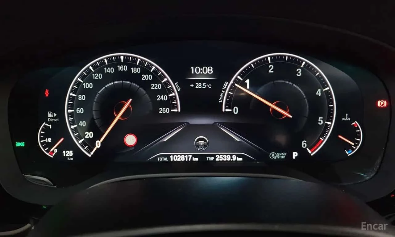 BMW 520 * 520d Luxury Plus * ЦЕНА ДО БГ, снимка 8 - Автомобили и джипове - 55627102