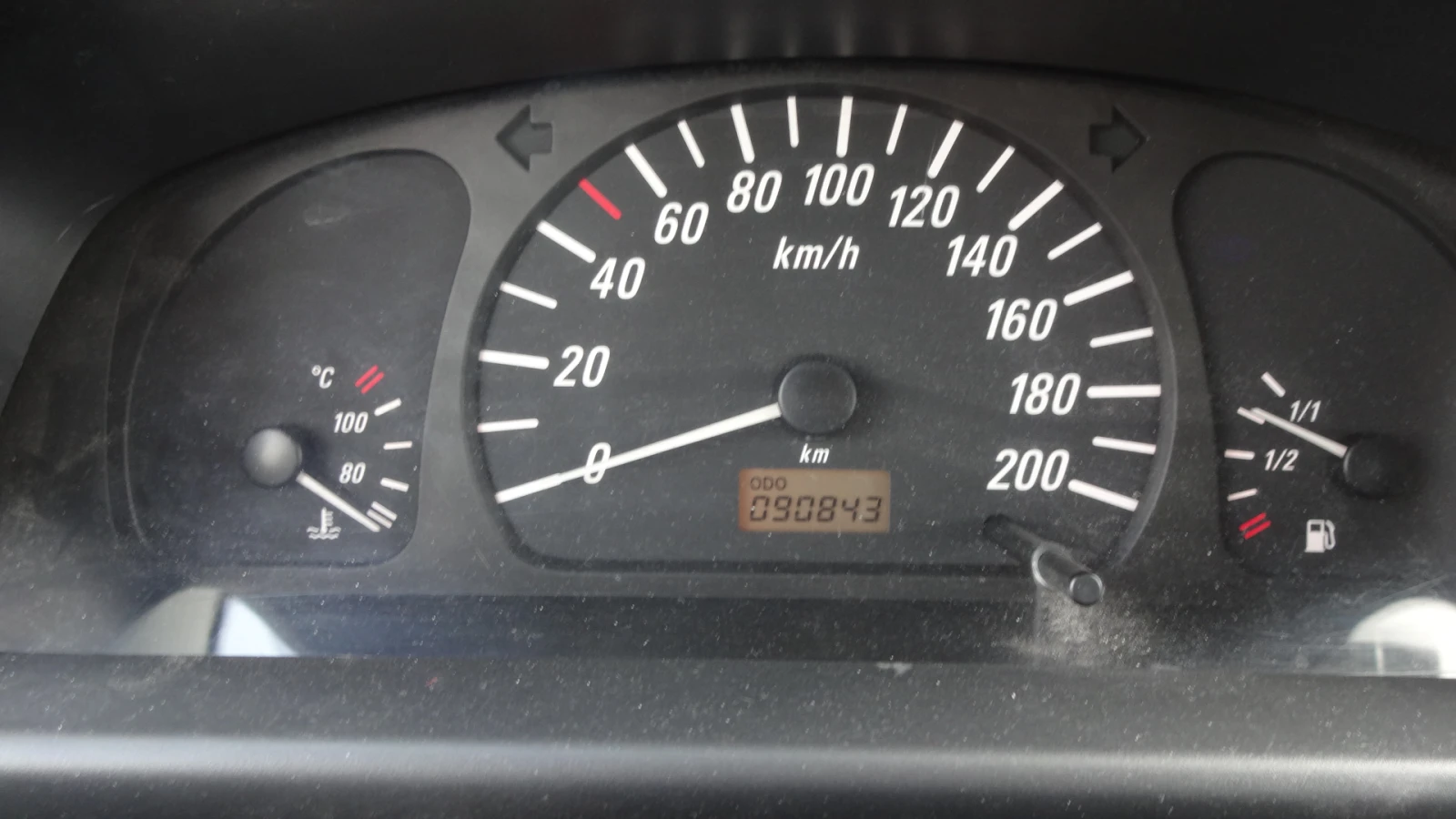 Opel Agila, снимка 7 - Автомобили и джипове - 55667552
