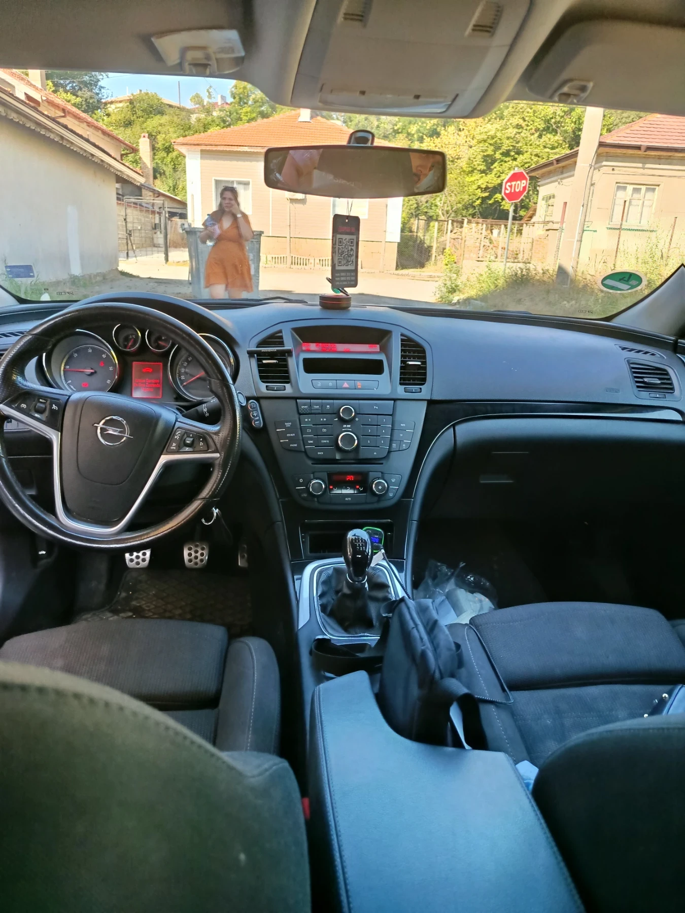 Opel Insignia, снимка 10 - Автомобили и джипове - 55692408