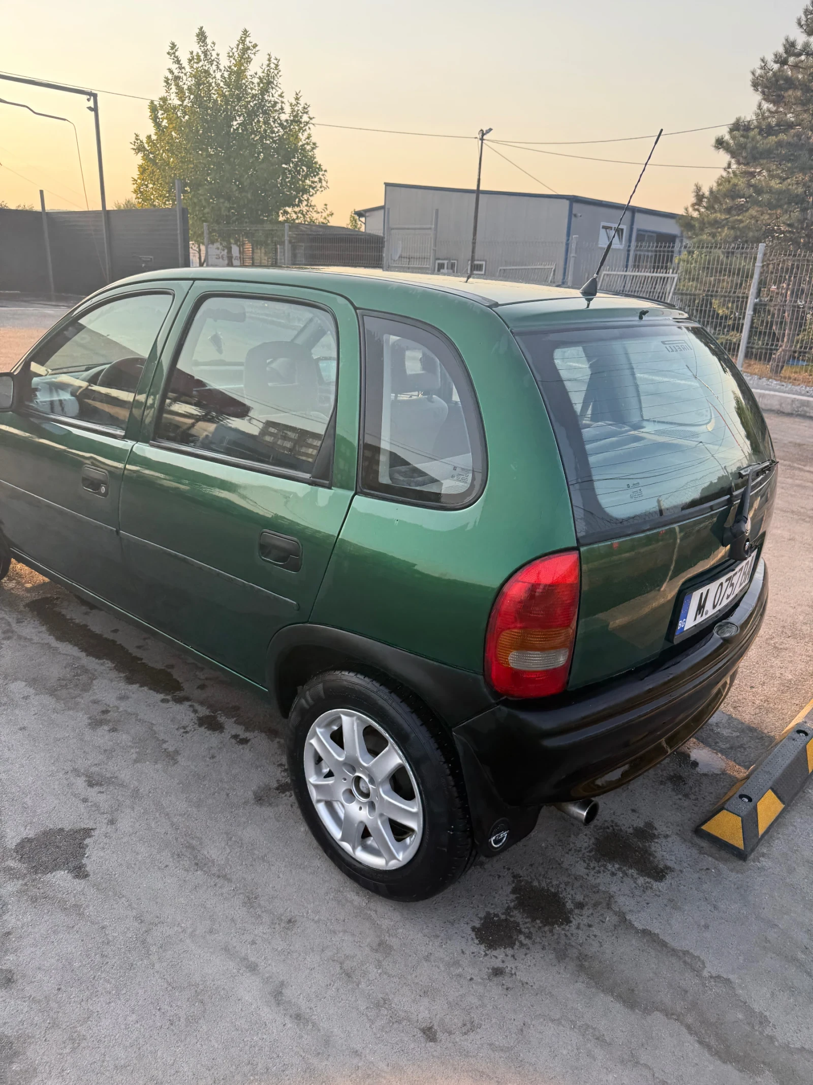 Opel Corsa, снимка 8 - Автомобили и джипове - 55769419
