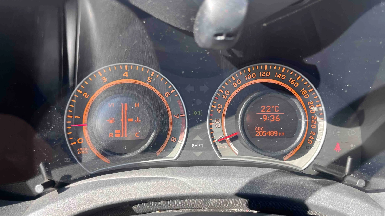 Toyota Auris, снимка 10 - Автомобили и джипове - 55952548