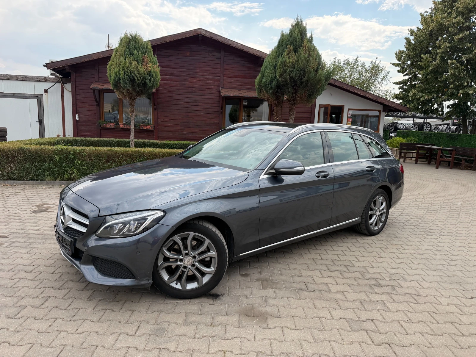 Mercedes-Benz C 220 CDI AIRMATIC AVTOMAT/NAVI/KOJA/PANORAM EURO 6