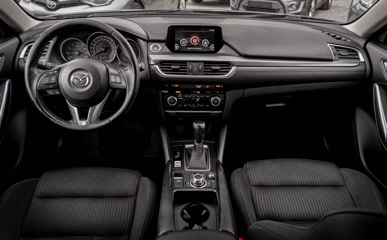 Mazda 6 2.0 бензин! Автоматик! ТОП! С ГАРАНЦИЯ!, снимка 8 - Автомобили и джипове - 56221445