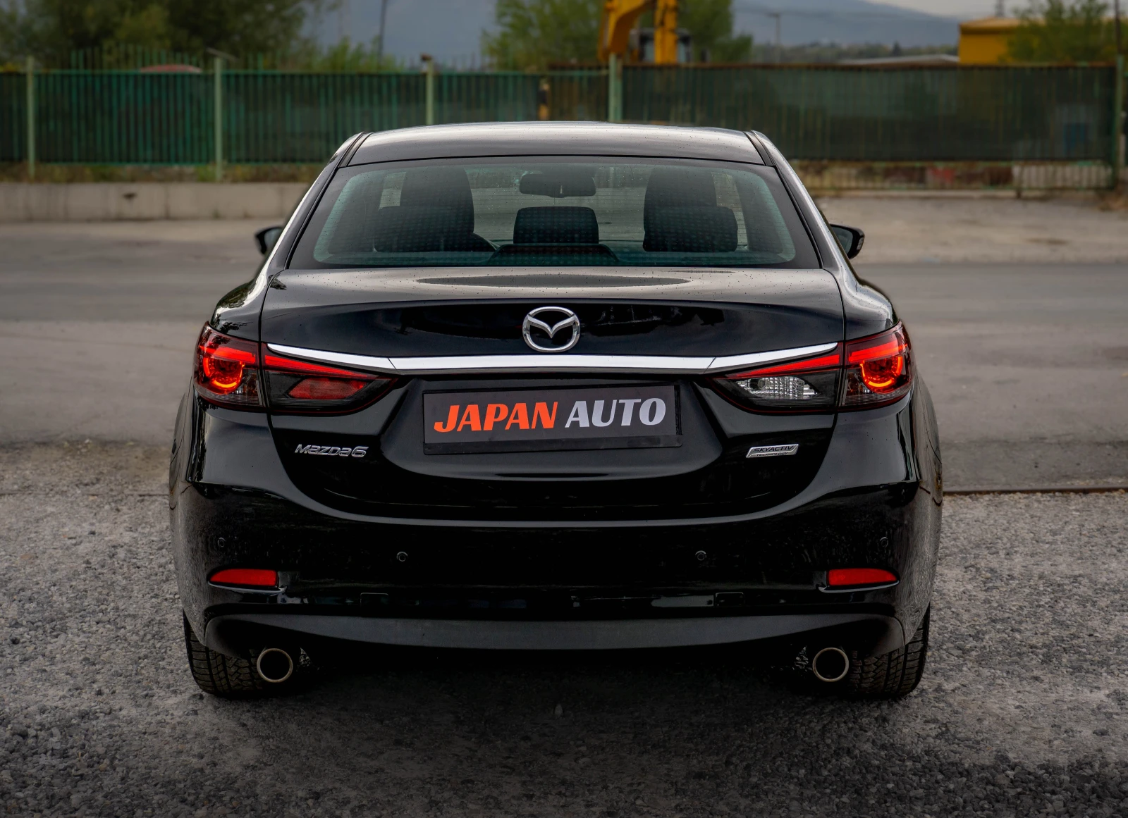 Mazda 6 2.0 бензин! Автоматик! ТОП! С ГАРАНЦИЯ!, снимка 5 - Автомобили и джипове - 56221445
