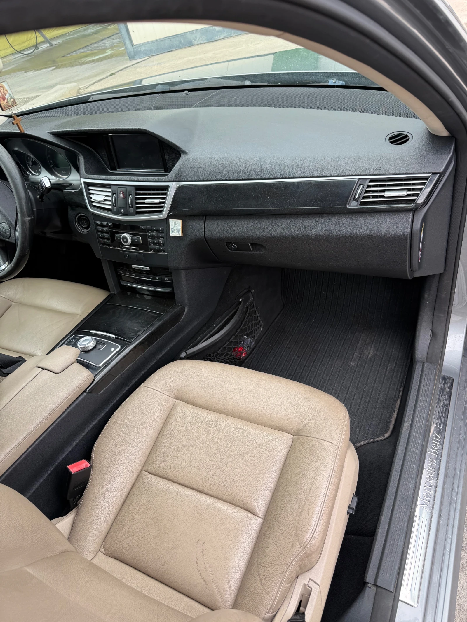 Mercedes-Benz E 350 AVANTGARDE, снимка 6 - Автомобили и джипове - 56277847