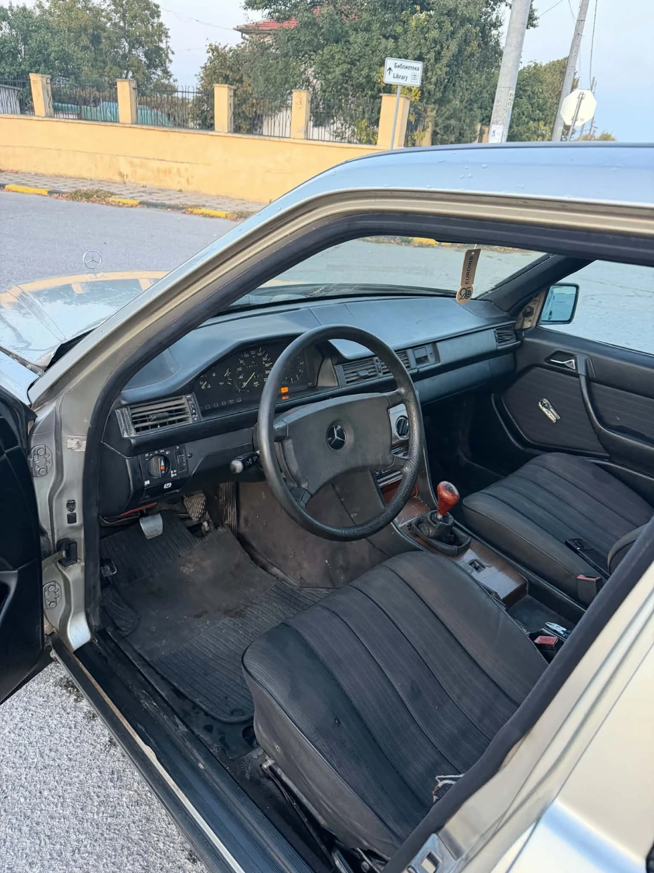 Mercedes-Benz 124 3.0D, снимка 6 - Автомобили и джипове - 56652639