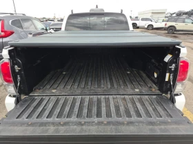 Toyota Tundra 4WD SR5 Double Cab, снимка 9