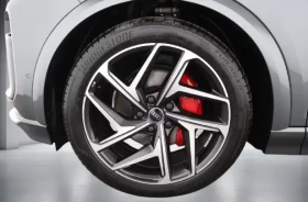 Audi Q6 e-tron 185 kWh Quattro = S-line = �������� | Mobile.bg � ����� ������ 5