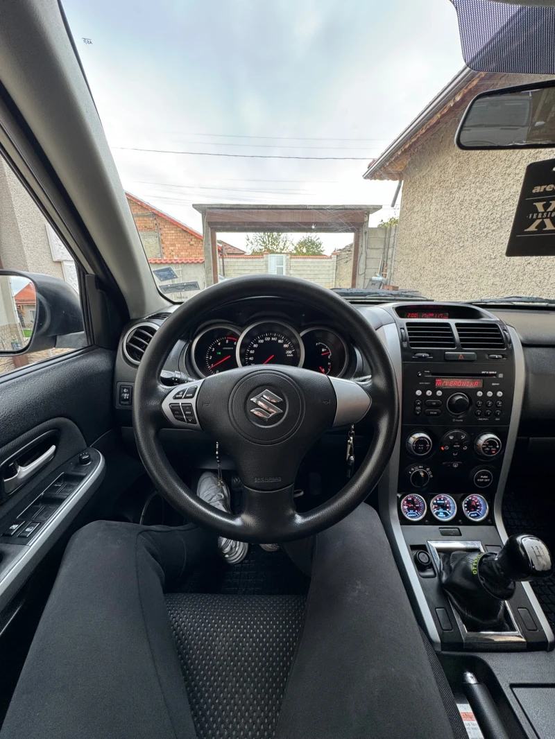 Suzuki Grand vitara, снимка 9 - Автомобили и джипове - 47482832