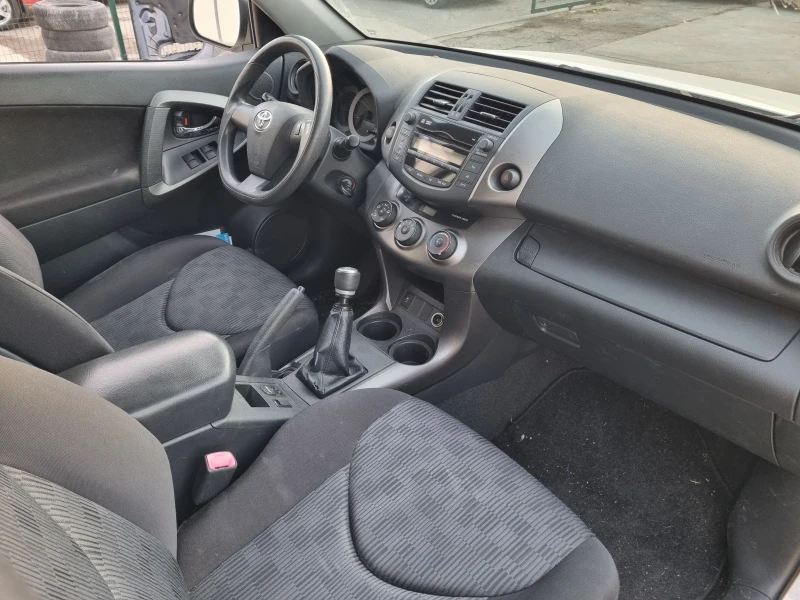 Toyota Rav4 2.2d4d 150ps, снимка 5 - Автомобили и джипове - 47868255