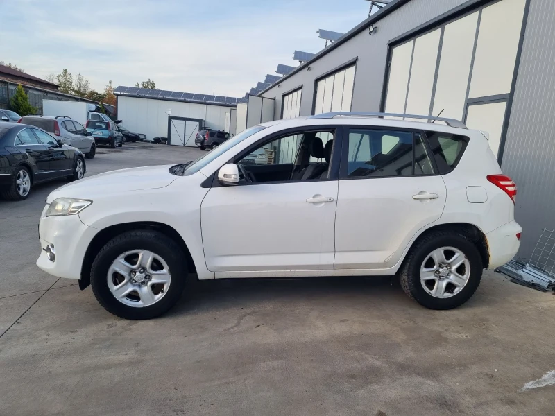 Toyota Rav4 2.2d4d 150ps, снимка 4 - Автомобили и джипове - 47868255