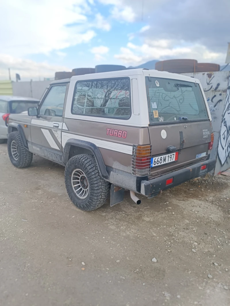 Nissan Patrol 3.3D, снимка 3 - Автомобили и джипове - 48067077