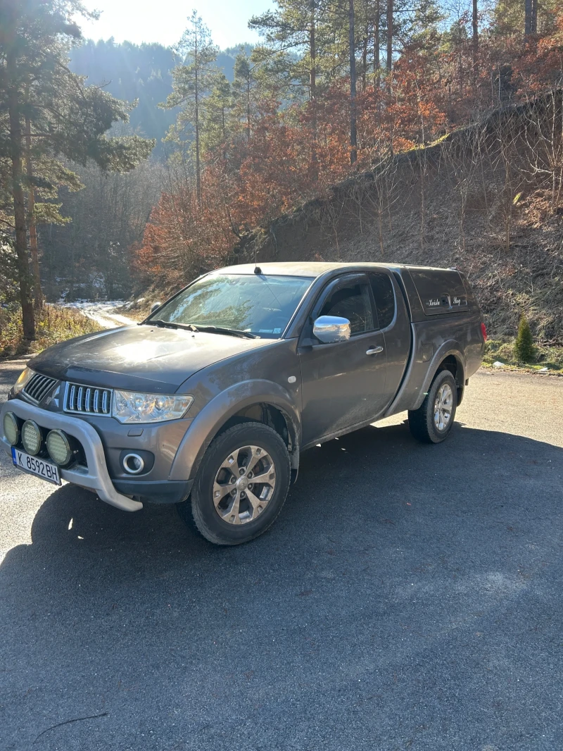 Mitsubishi L200, снимка 14 - Автомобили и джипове - 48883517