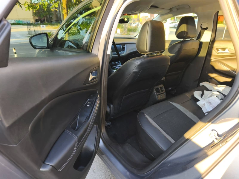 Opel Grandland X PLUG IN HYBRID, снимка 11 - Автомобили и джипове - 51849320