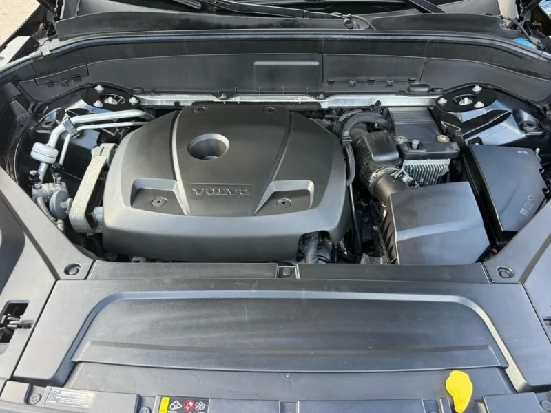 Volvo Xc90 T6 R-Design* Apple CarPlay* Камера* Подгрев, снимка 17 - Автомобили и джипове - 52317789