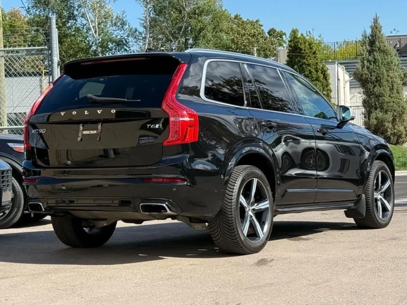 Volvo Xc90 T6 R-Design* Apple CarPlay* Камера* Подгрев, снимка 3 - Автомобили и джипове - 52317789