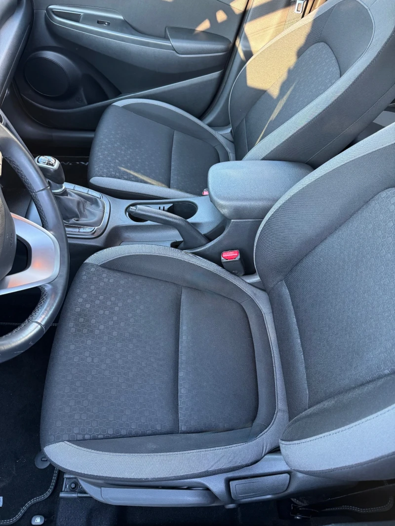 Hyundai Kona 1.0TGDI COMFORT , снимка 12 - Автомобили и джипове - 52731911