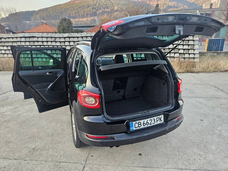 VW Tiguan 4Motion / 2.0 TDI / 140 к.с /  NAVI / PARKTRONIC /, снимка 9 - Автомобили и джипове - 52733726