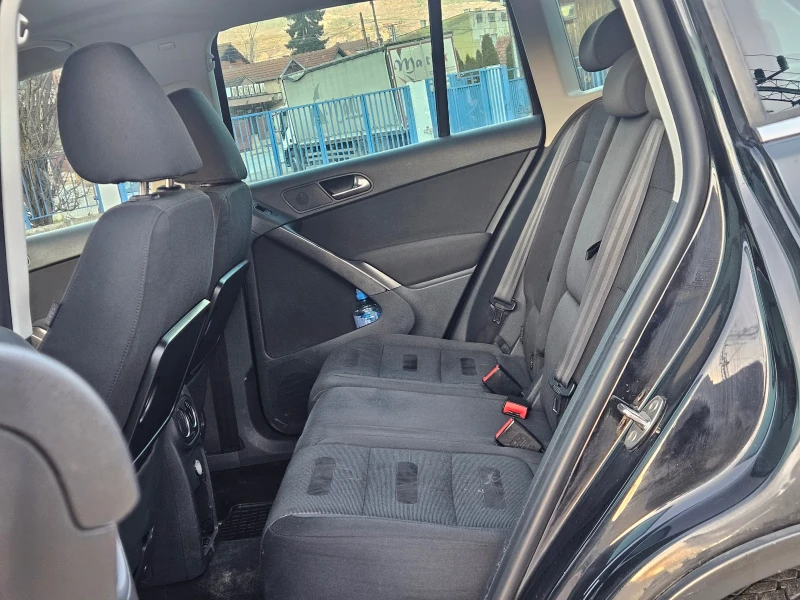 VW Tiguan 4Motion / 2.0 TDI / 140 к.с /  NAVI / PARKTRONIC /, снимка 14 - Автомобили и джипове - 52733726