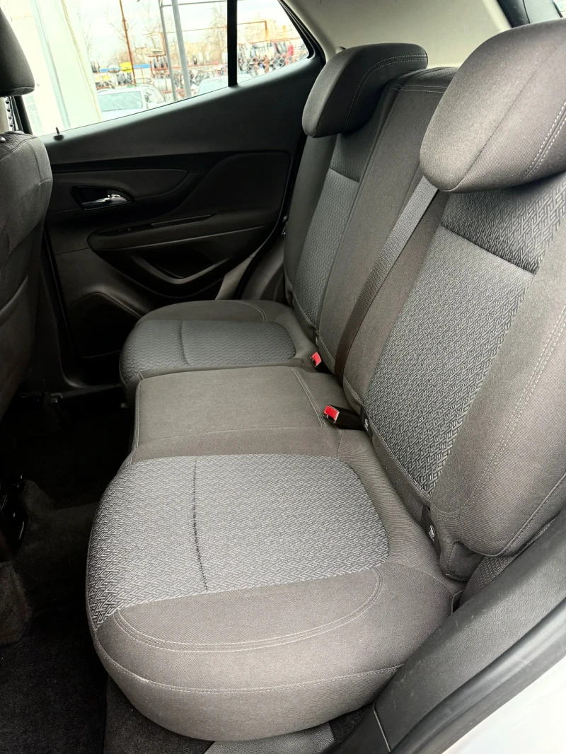 Opel Mokka 1.4i Turbo AWD Швейцария Led, снимка 12 - Автомобили и джипове - 53540151