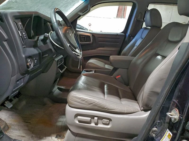 Honda Ridgeline 3.5L 6 4x4 w/Front Whl Drv, снимка 9 - Автомобили и джипове - 53120786