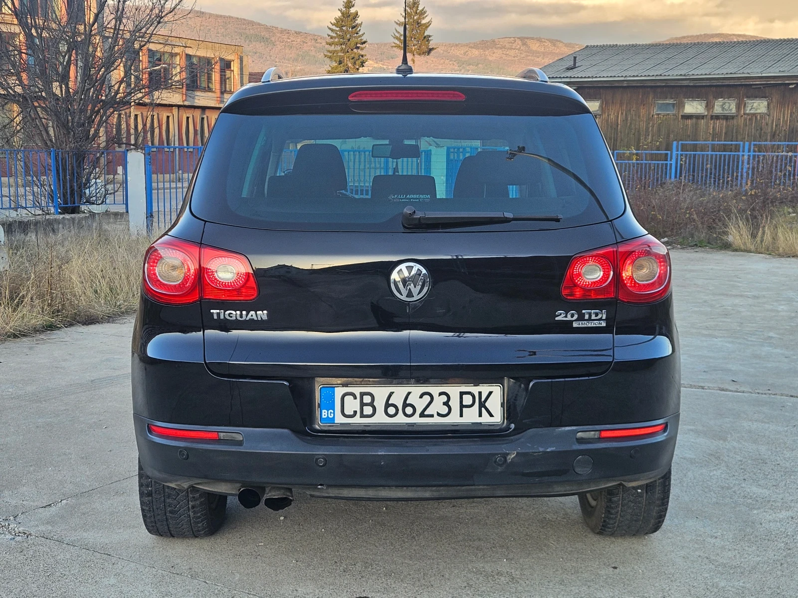 VW Tiguan 4Motion / 2.0 TDI / 140 к.с /  NAVI / PARKTRONIC / - изображение 6