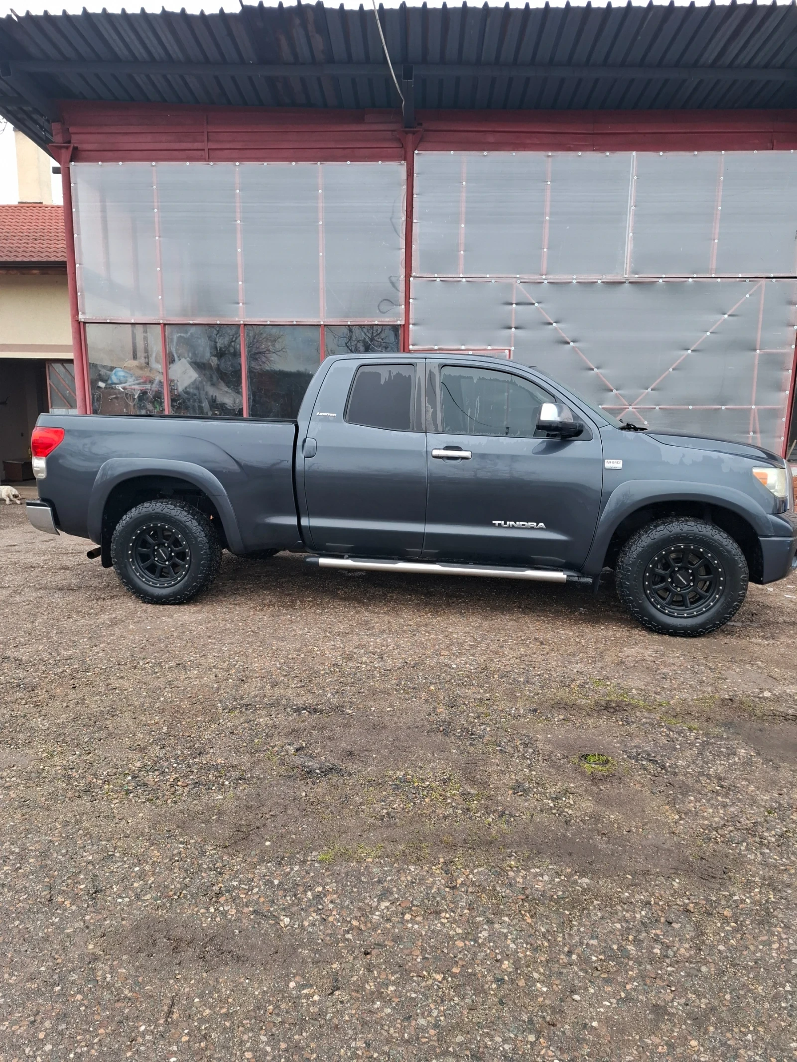 Toyota Tundra 4.664 LIMITED - изображение 3