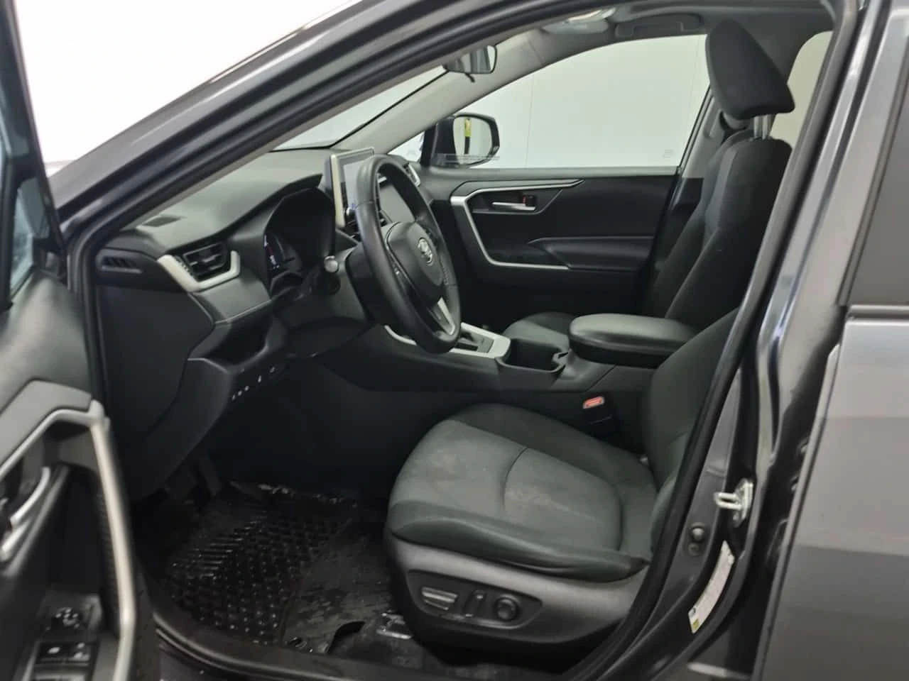 Toyota Rav4 * XLE * CARFAX * ЦЕНА ДО БГ, снимка 6 - Автомобили и джипове - 53793011