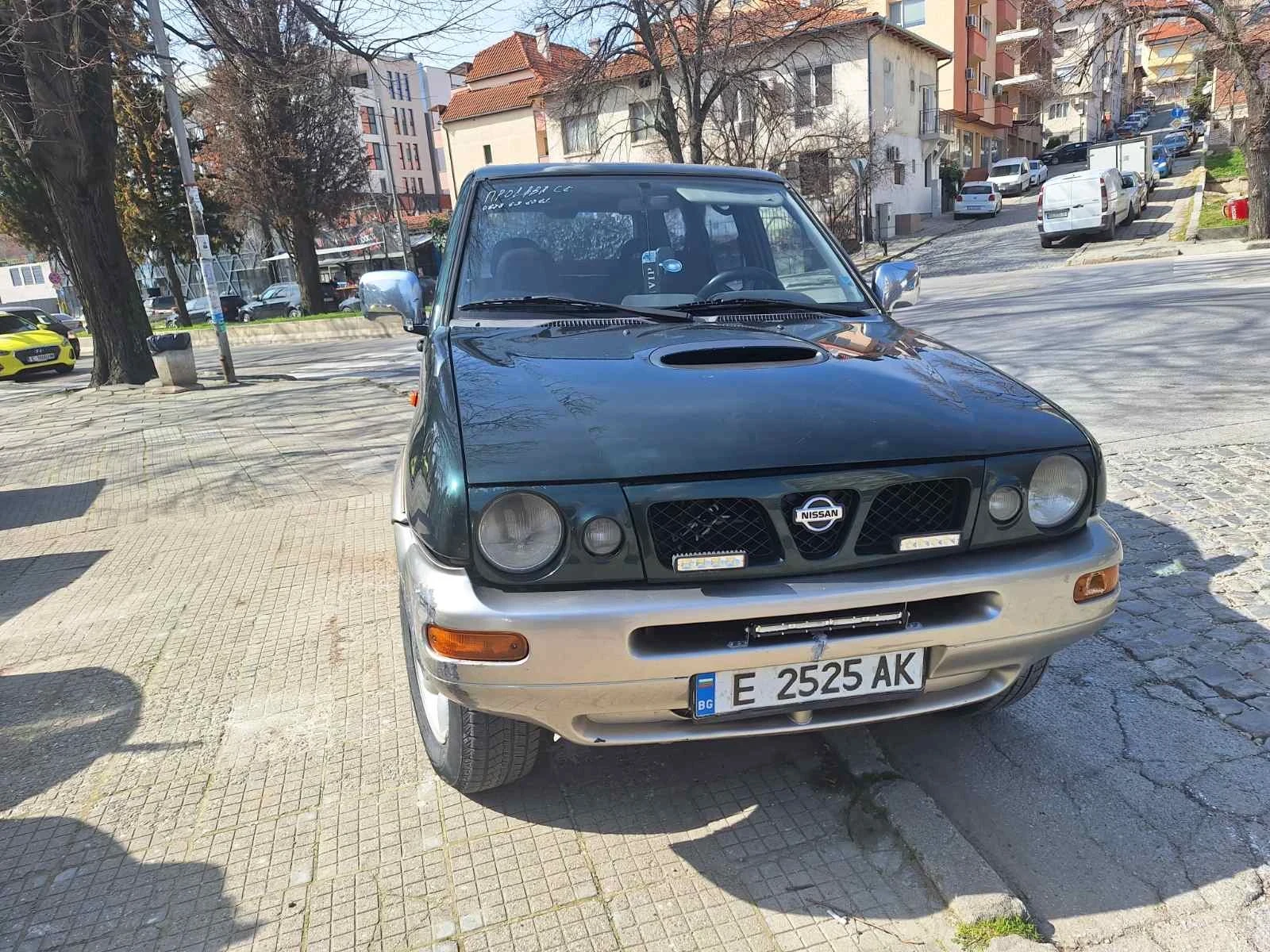 Nissan Terrano 2.7tdi, снимка 2 - Автомобили и джипове - 53809240