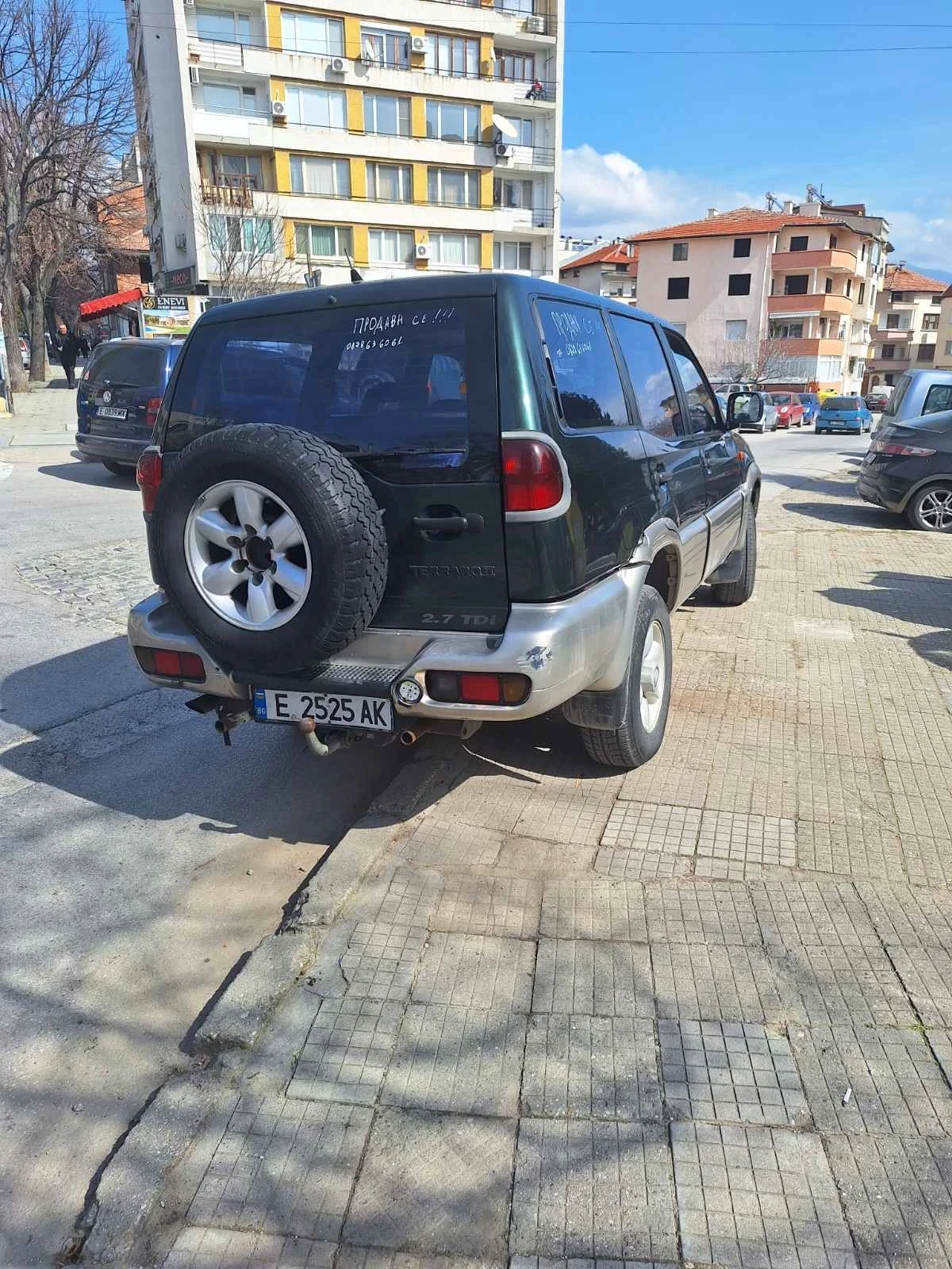Nissan Terrano 2.7tdi, снимка 3 - Автомобили и джипове - 53809240