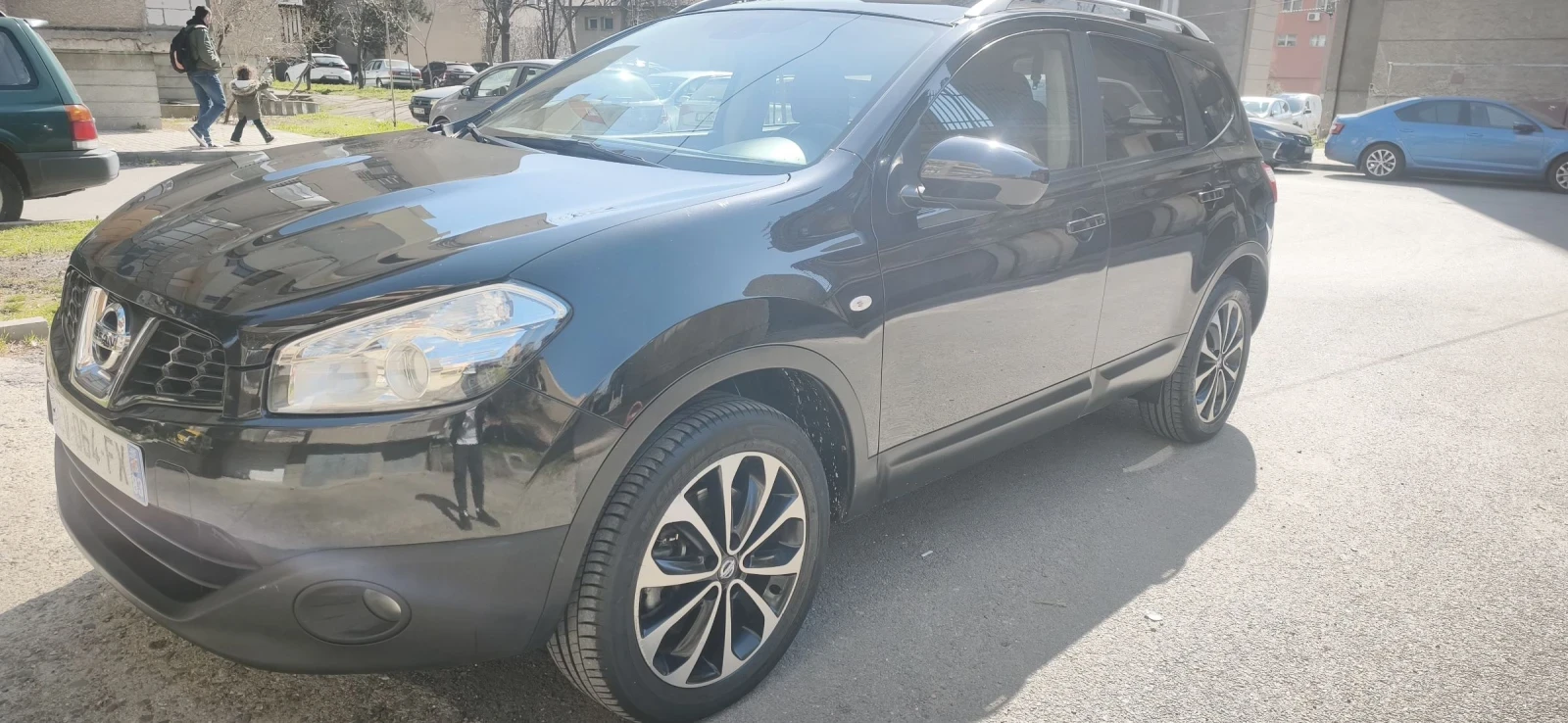 Nissan Qashqai Qashqai+ 2 камера, нави пълна серв.истор