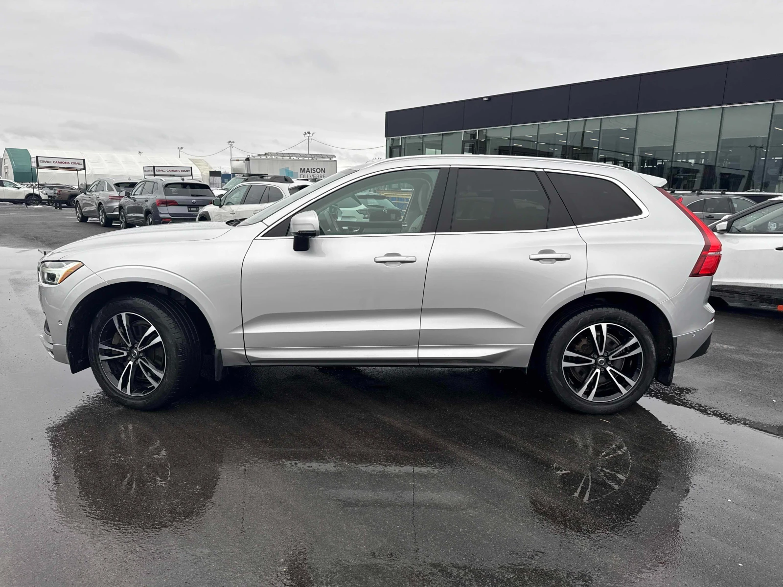 Volvo XC60 Momentum * * CARFAX * * АВТО КРЕДИТ * * , снимка 4 - Автомобили и джипове - 54084953