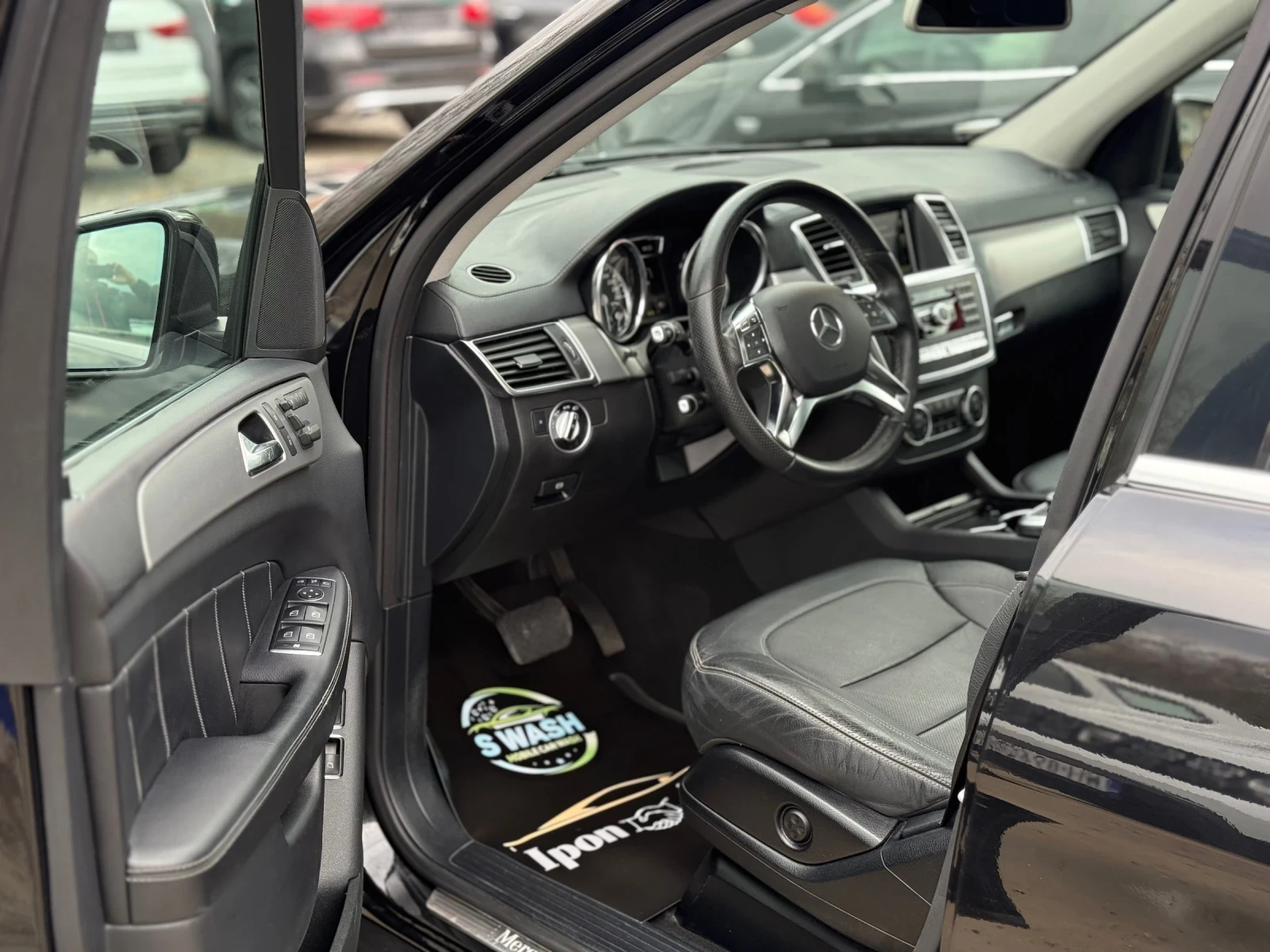 Mercedes-Benz GL 350 360CAM* 7места* ОБДУХВ* ПОДГРЕВ* AMGпакет* TOP, снимка 9 - Автомобили и джипове - 54154675