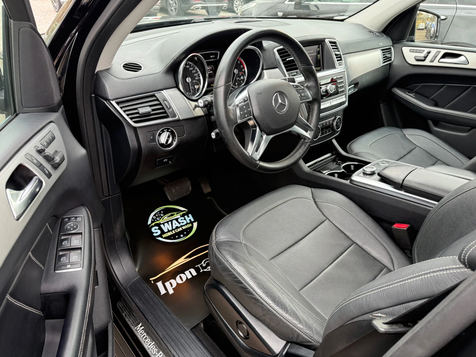 Mercedes-Benz GL 350 360CAM* 7места* ОБДУХВ* ПОДГРЕВ* AMGпакет* TOP, снимка 8 - Автомобили и джипове - 54154675