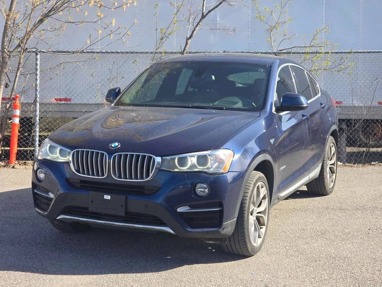 BMW X4 * xDrive28i * ПОДГРЕВИ* ШИБИДАХ* KEYLESS* 