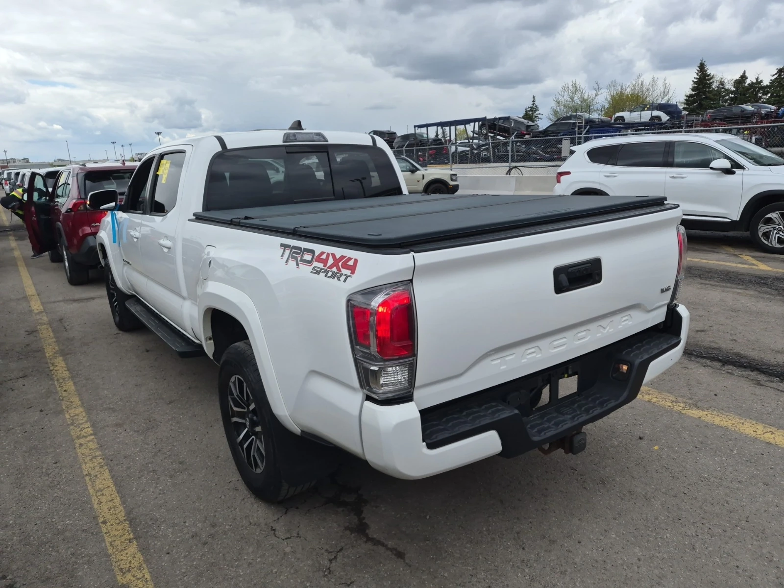Toyota Tundra 4WD SR5 Double Cab, снимка 7 - Автомобили и джипове - 54477703