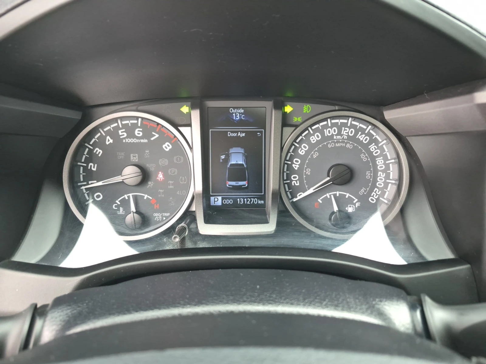 Toyota Tundra 4WD SR5 Double Cab, снимка 13 - Автомобили и джипове - 54477703