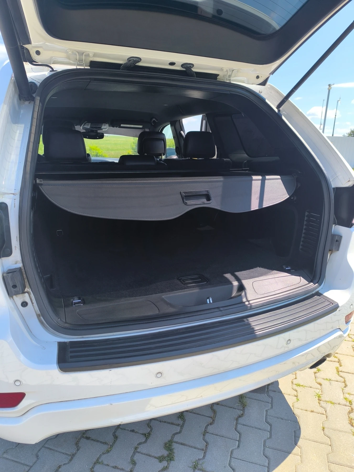 Jeep Grand cherokee 3.6, снимка 8 - Автомобили и джипове - 54987499