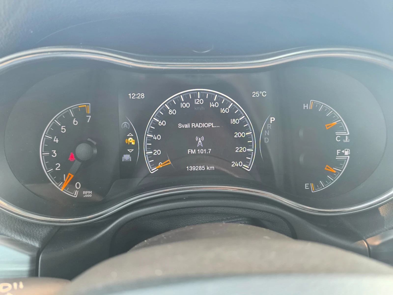 Jeep Grand cherokee 3.6, снимка 12 - Автомобили и джипове - 54987499