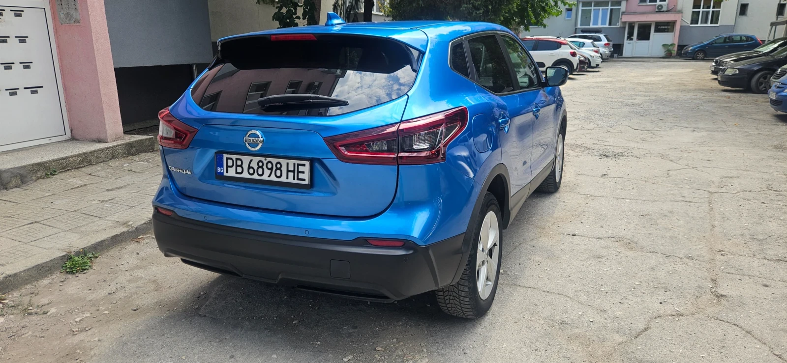 Nissan Qashqai 1.5 CDI, снимка 5 - Автомобили и джипове - 56041577