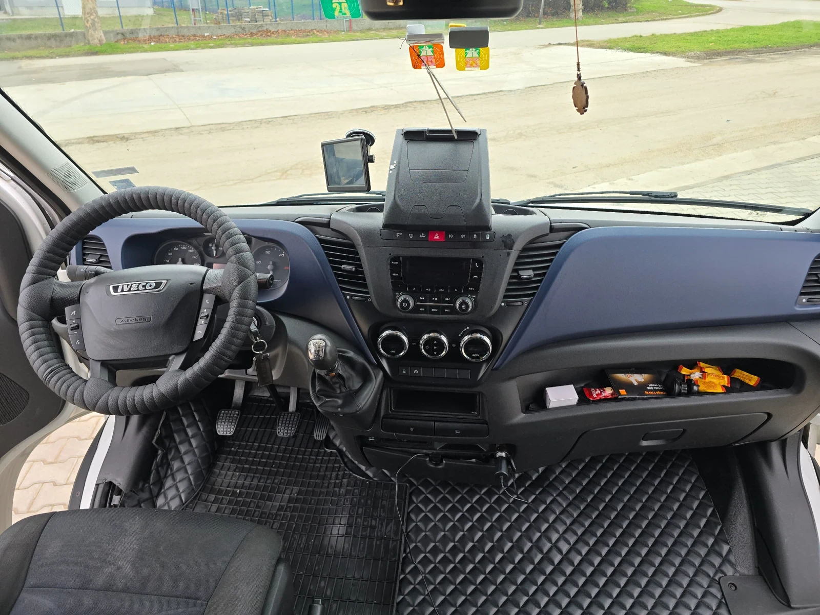 Iveco 35S18 3.0 180 ПАДАЩ БОРД ЩОРА, снимка 10 - Бусове и автобуси - 53807247