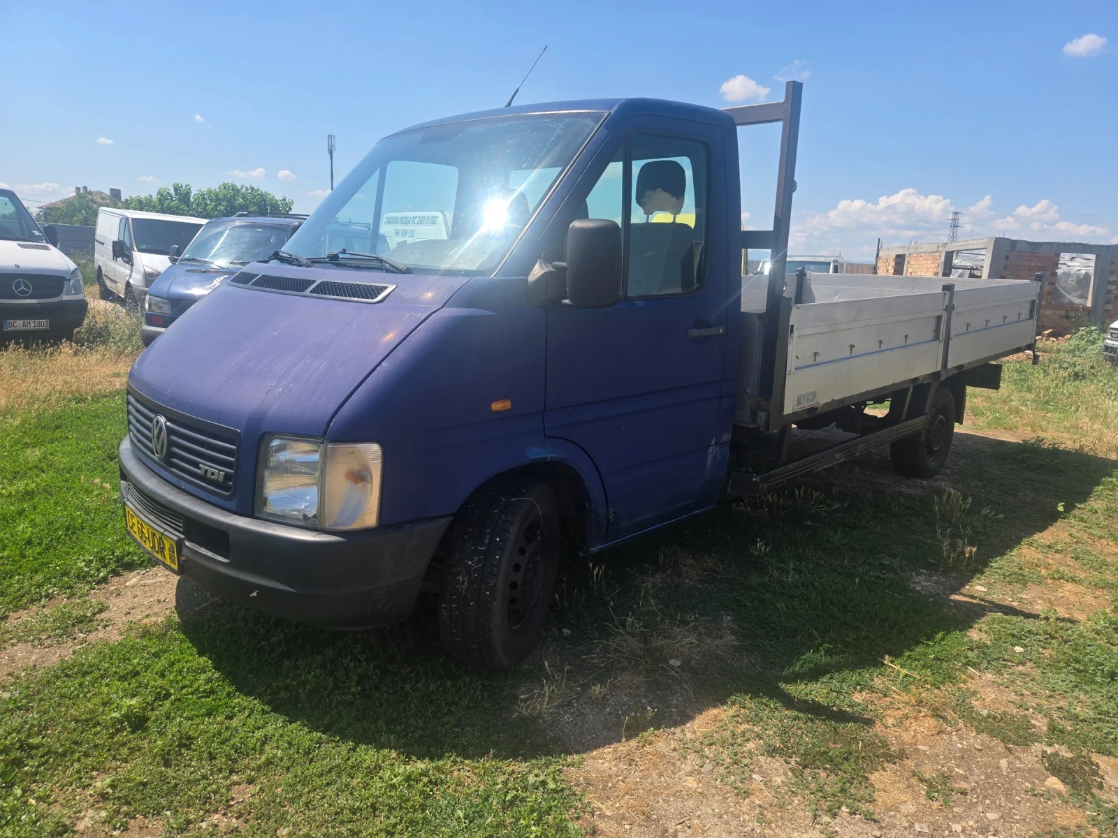 VW Lt 2, 5тди 109 коня 4, 40 кароцерия изплащане прес ТБ, снимка 2 - Бусове и автобуси - 55171565