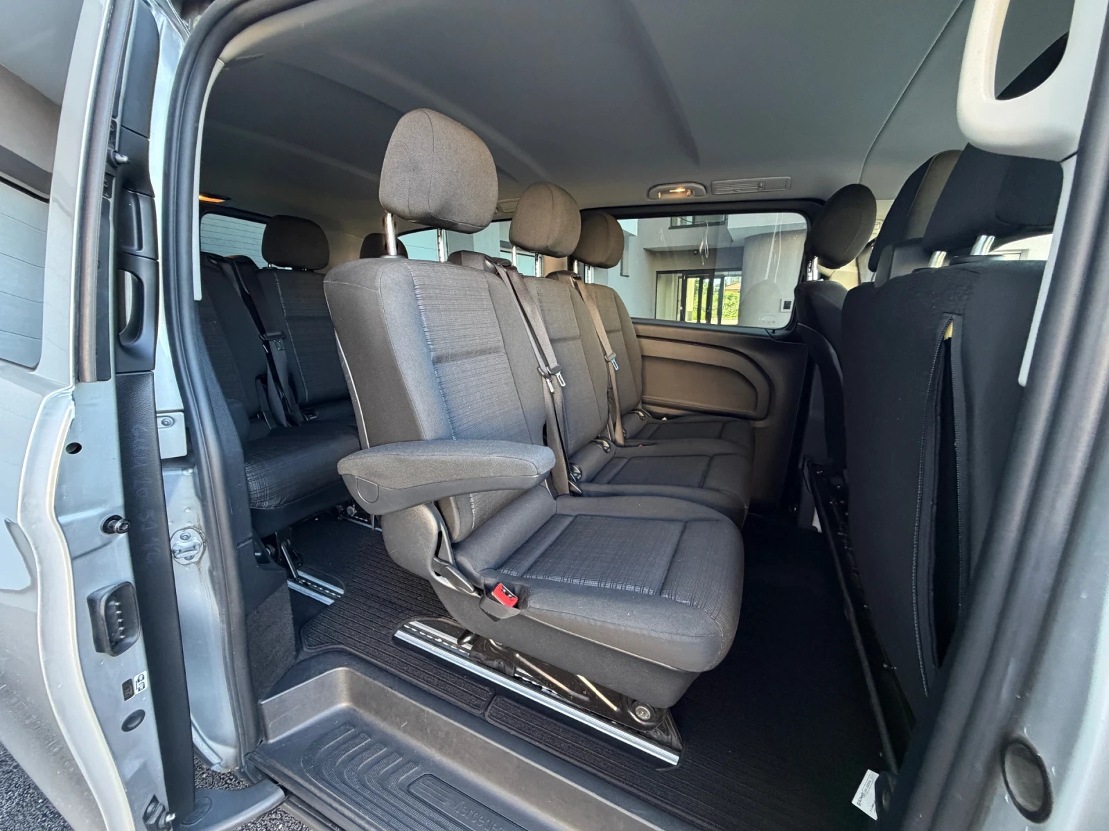 Mercedes-Benz Vito 2.5 D 8+ 1 LONG / ПЕРФЕКТНО СЪСТОЯНИЕ , снимка 12 - Бусове и автобуси - 55251253