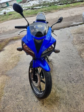     Honda 125 CBR