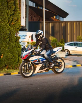 Suzuki Gsxr | Mobile.bg    5