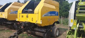      New Holland BR 7070
