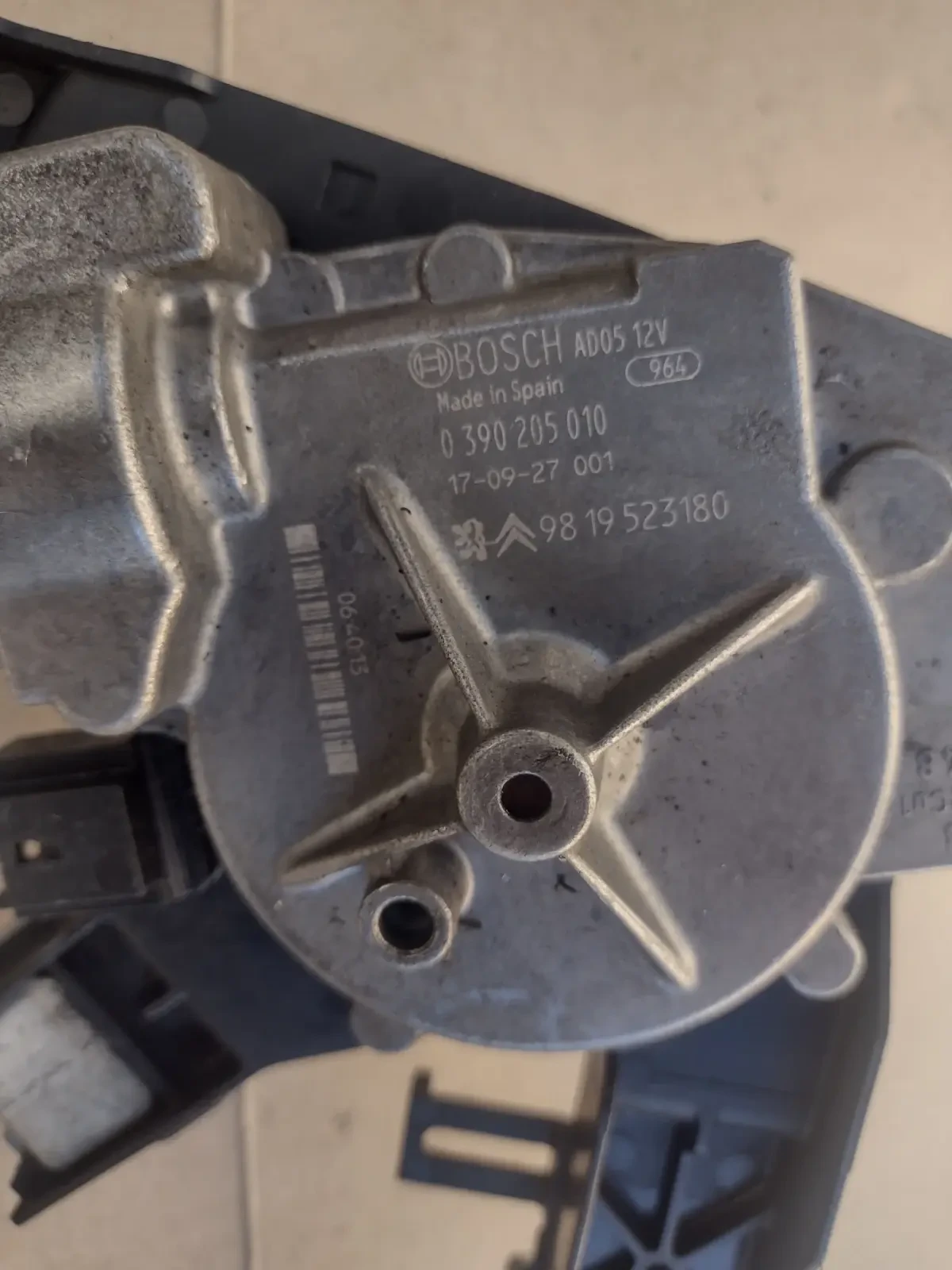 9819523180 ������� ����� �������� �� PEUGEOT 308 SW II  Bosch 0390205010 | Mobile.bg � ����������� 2