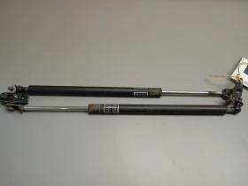 Амортисьори преден капак Субару Форестър 2.0д